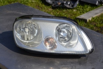 VW Caddy 3 III lampa prawy przód 2K0941006B