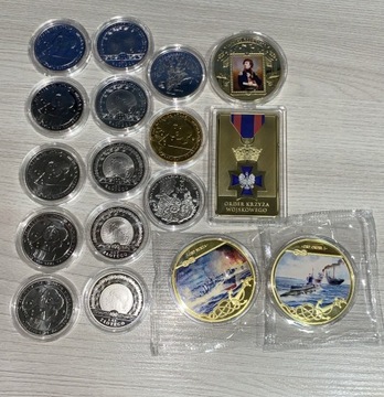 Kolekcja monet orderów odznaczeń