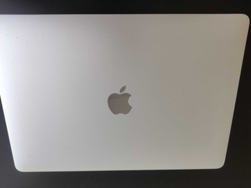 MacBook Pro M2 8-core CPU/10-core