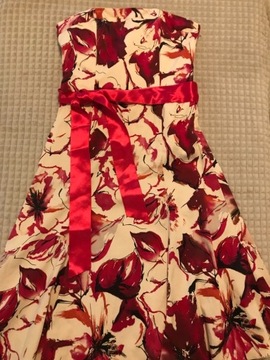 Piękna sukienka beżowa w różowe kwiaty Wallis, 10