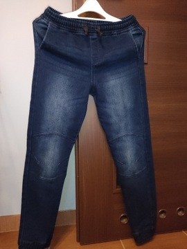 Spodnie na gumie jeans roz.158