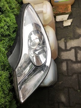 Hyundai ix55 reflektor lewy xenon kpl Europa 