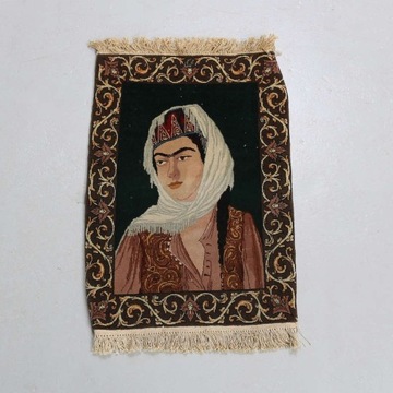  Perski dywan Tabriz, Iran. 69x50 cm Frida Kahlo