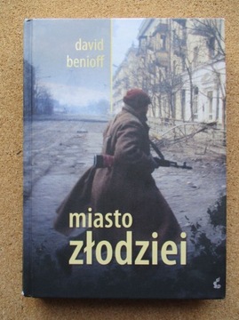 Miasto złodziei - David Benioff (stemple)