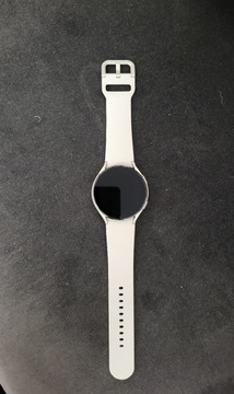 Smartwatch Samsung Galaxy Watch 4 44 mm srebrny