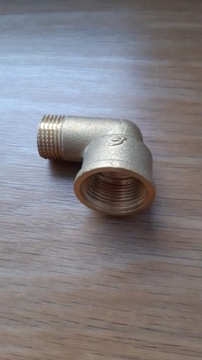 Kolanko mosiężne 3/4" gw x 1/2" gz, kątowe 