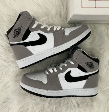 Buty sportowe damskie NIKE Jordan 1 nowość hit