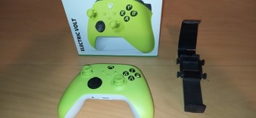 Pad Xbox Series Electric Volt jak nowy