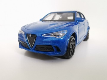 Bburago Model Alfa Romeo Stelvio Quadrifoglio 1/43 