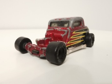 Matchbox Autko Resorak '33 Ford Coupe 1997 1:58