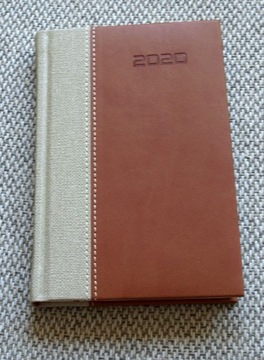 Kalendarz książkowy 2020, A6, brązowy, szary pas 
