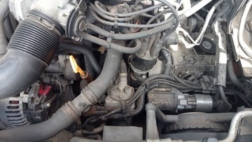 Silnik kompletny, osprzęt i skrzynia biegów VW Sharan 2,0 benzyna 1999 r.
