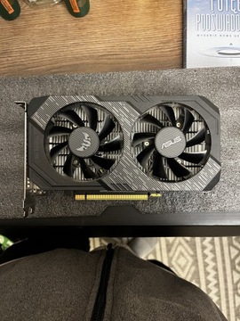 ASUS gtx 1650 4gb gddr6