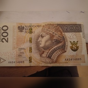 Banknot 200 zł