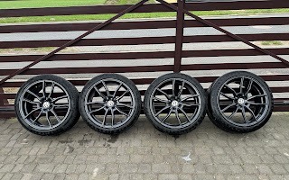 Koła aluminiowe z oponami rozmiar 235/40R 19Y