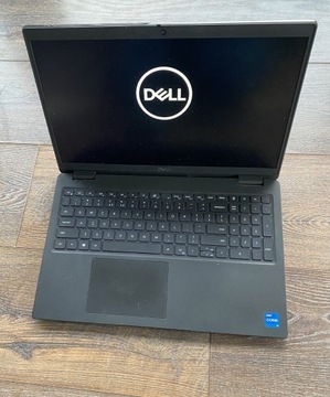 Dell Latitude 3520 15,6” i5, 8GB RAM 512 SSD, W11P