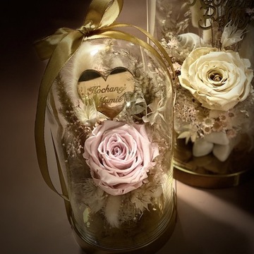 Szklana kopuła wieczna róża w szkle Walentynki