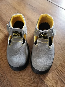Nowe buty robocze sandały Rejs 41 z metalowym nosk