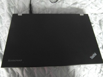 Lenovo T530 i5 2.60GHz 8 gb HD 400