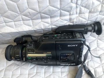 SONY CCD-F550E kamera filmowa analogowa uszkodzona