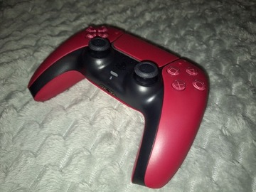 Pad Playstation 5 DualSense czerwony nieużywany!
