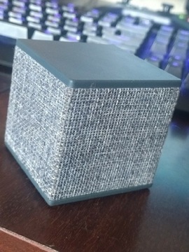 Stylowy głośnik rockbox cube