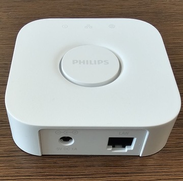 mostek Philips HUE Bridge