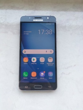 Smartfon Samsung Galaxy J5 2016 2 GB/16 GB 4G (LTE) czarny