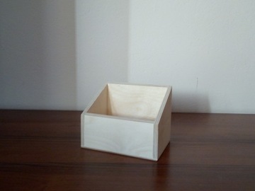 Skrzynka pudełko drewniane Montessori 12x9cm