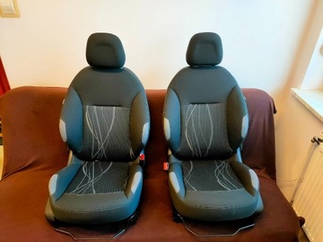 fotel prawy Peugeot 208 I, bez poduszki