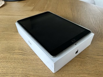 Apple iPad 10,2” 8 gen 32GB WIFI + Cellular
