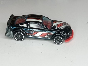 Ford Mustang GT hot wheels 