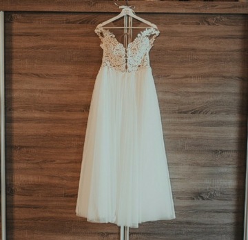 Suknia ślubna ecru model 622