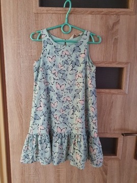 Sukienka błękitna z motylkami H&M roz. 110/116