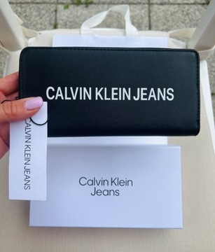 Oryginalny portfel Calvin Klein 