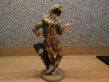 Figurka clown  sygnowana Vivian C