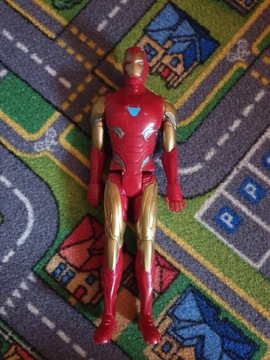 Figurka Ironman ruchoma