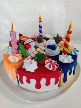 Tort urodzinowy z filcu torcik filcowy do krojenia