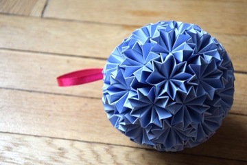 Bombka papierowa origami jasno fioletowa