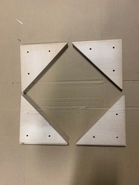 Nóżki bukowe trójkątne 4szt. 17,5x17,5x24,5 h=2cm 