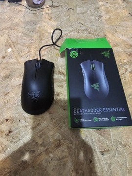 Razer Deathadder Essential Czarna