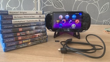 Konsola PS Vita PCH-1004 + karta pamięci 4GB + gry