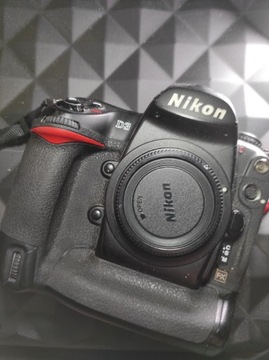 Nikon D3 uszkodzony +  2 bat