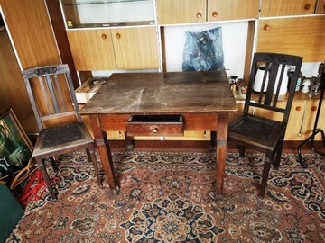 Stary zabytkowy stół z dwoma krzesłami - Zestaw !