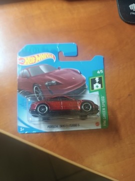 Hot Wheels Porsche Taycan Turbo S 