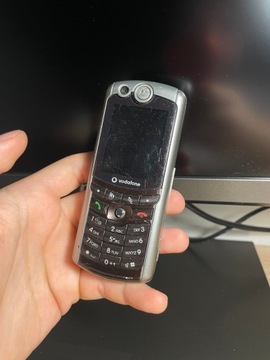 Telefon Motorola E770