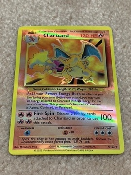 Karta Pokemon Charizard 4/102  120HP