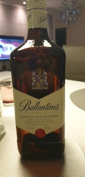 Butelka po Ballantine's whisky 1,5L