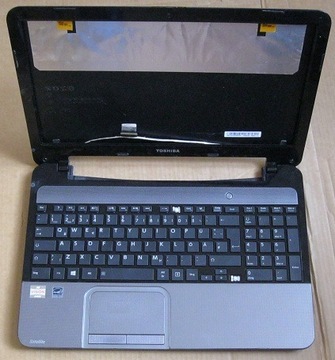 Laptop Toshiba L950 całość A6 WYPRZEDAŻ działa