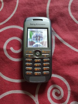 Sony Ericsson J210i ładny stan